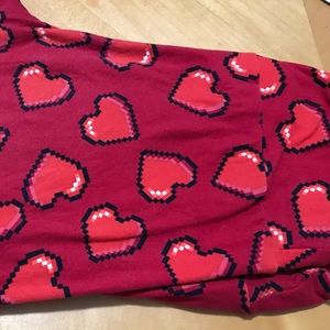 LuLaRoe TC Leggings - Pixel Hearts
